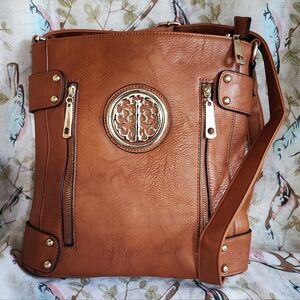 Fancy Laptop iPad Tote Case Crossbody Cross Body Bag Handbag Faux Leather? NWT